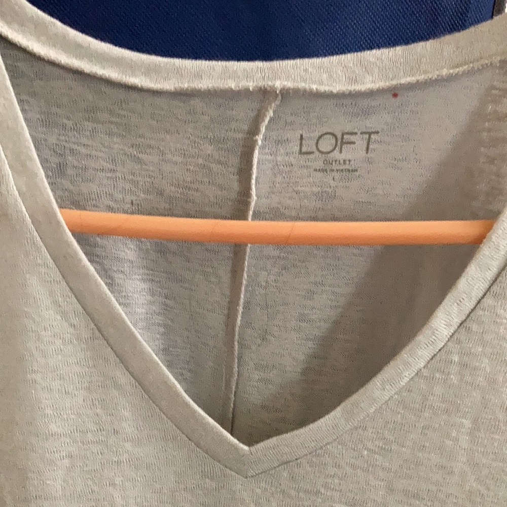 Gray blouse - Picture 3 of 5